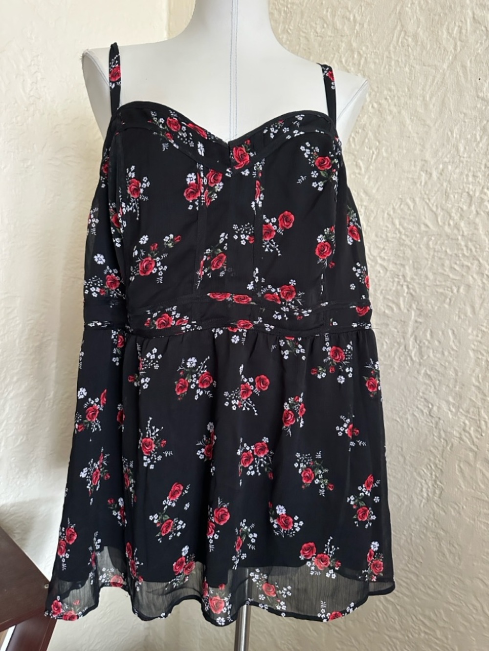 Torrid Black Red Roses Chiffon Cami Tank Top 3X